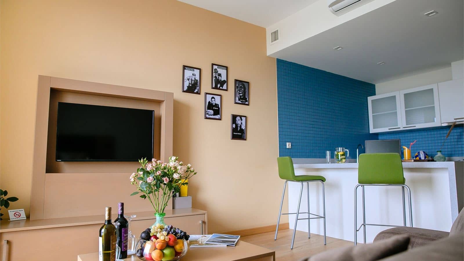 rooms-sea-view-studio-room-with-smoking-terrace