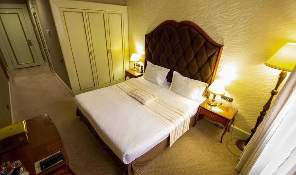 rooms-standard-room