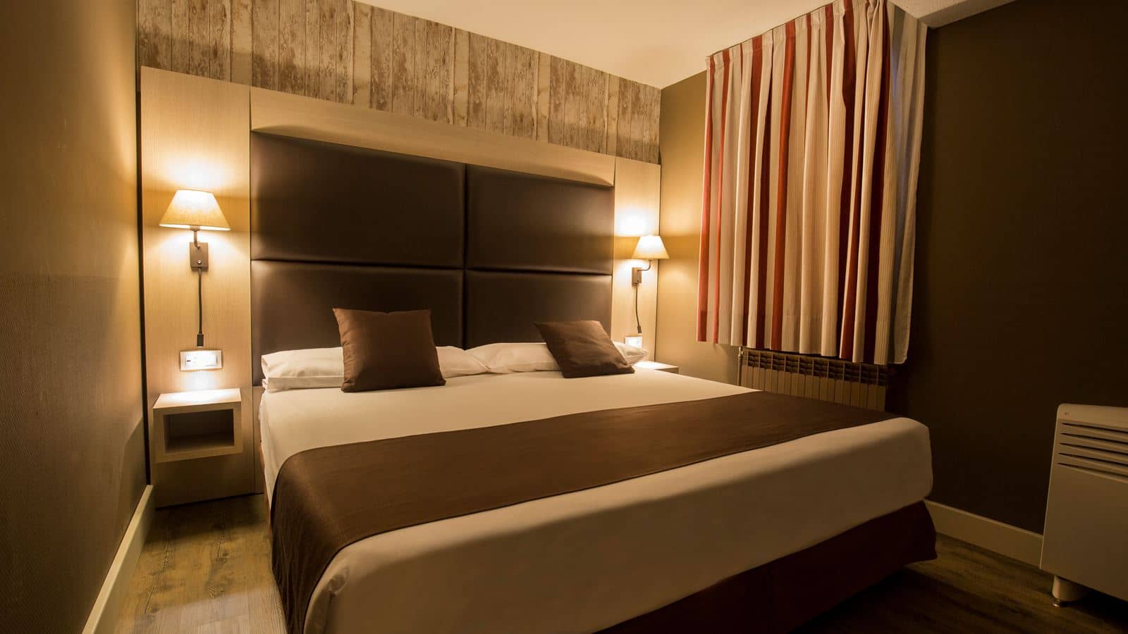 rooms-standard-room
