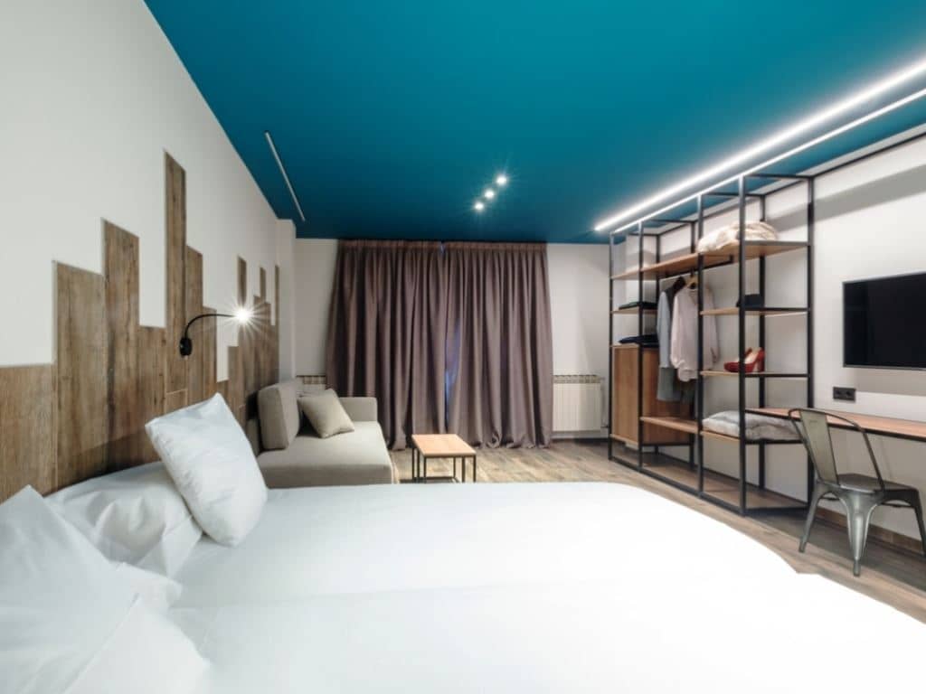 rooms-premium-room