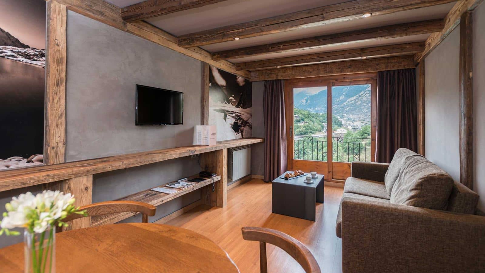 rooms-mountain-suite