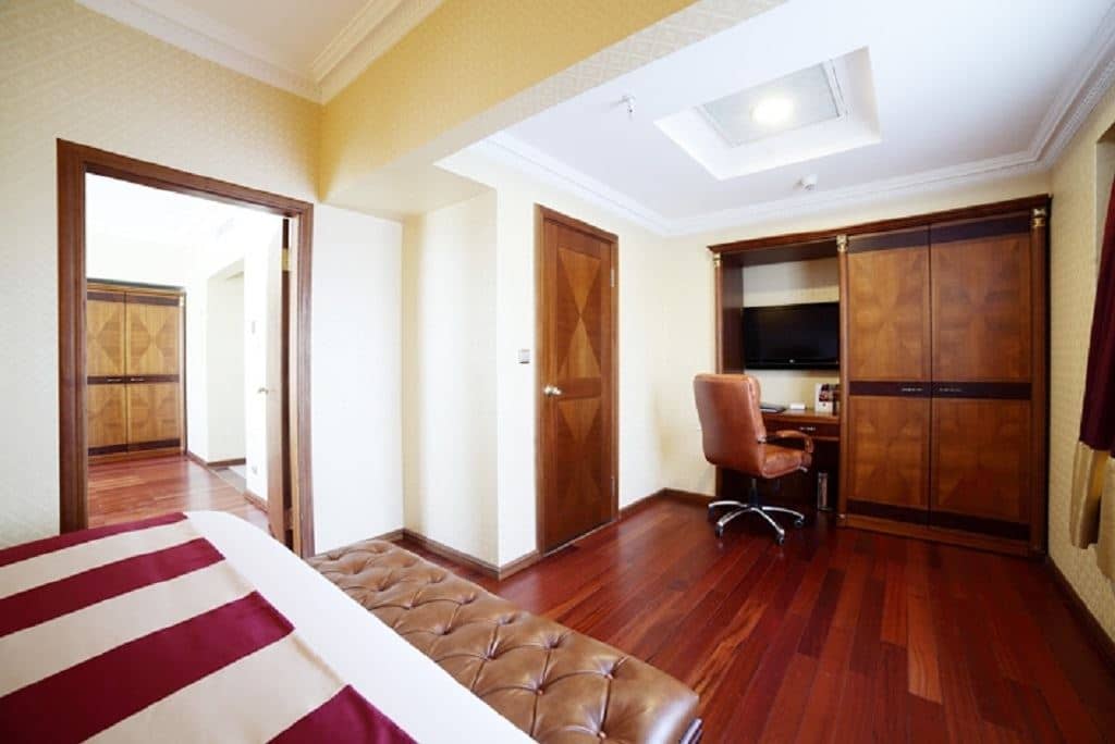 rooms-suite