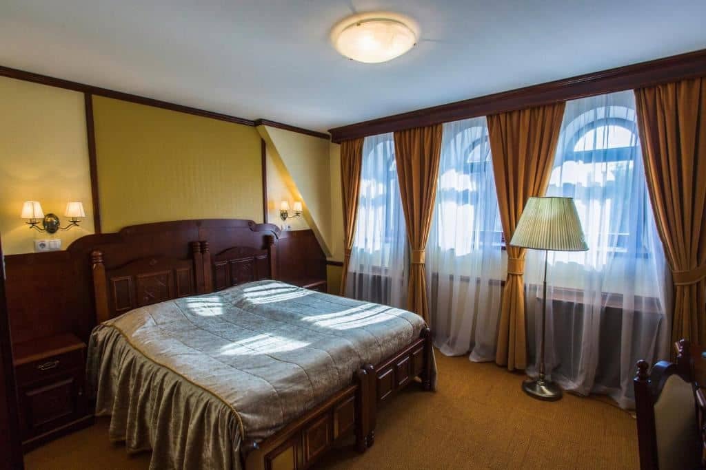 rooms-double-twin-standard-room