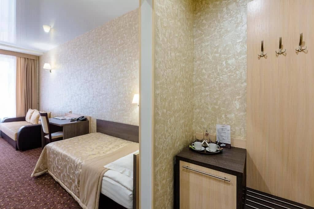 rooms-single-standard-room