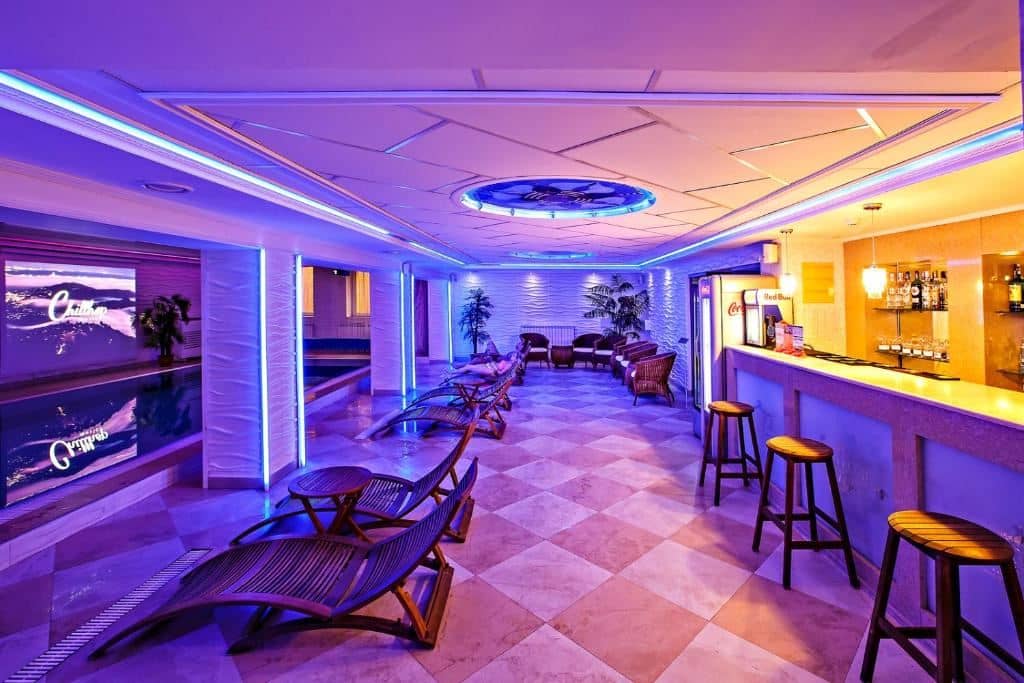 pools-indoor-pool