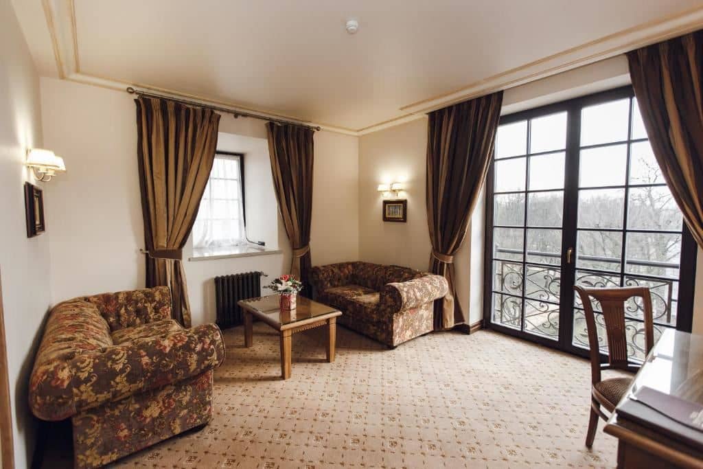 rooms-apartments