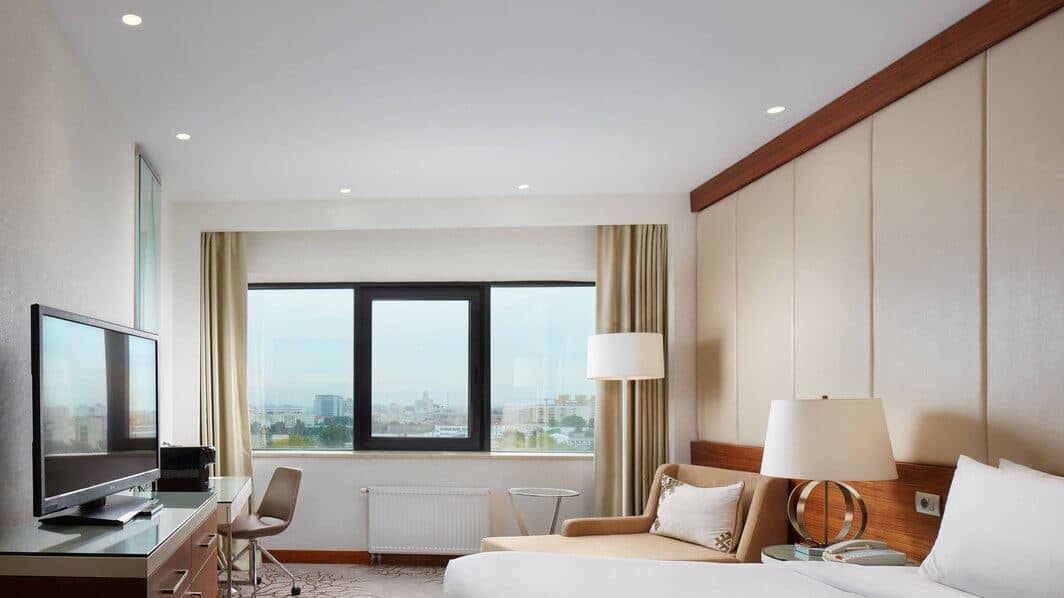 rooms-room-club