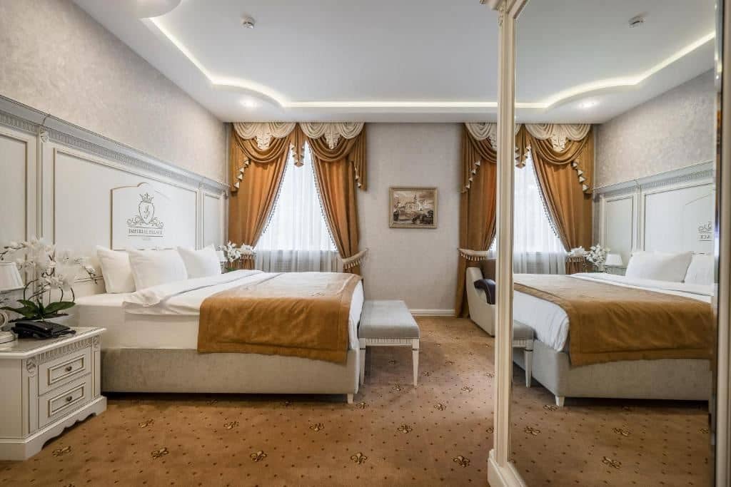 rooms-family-room