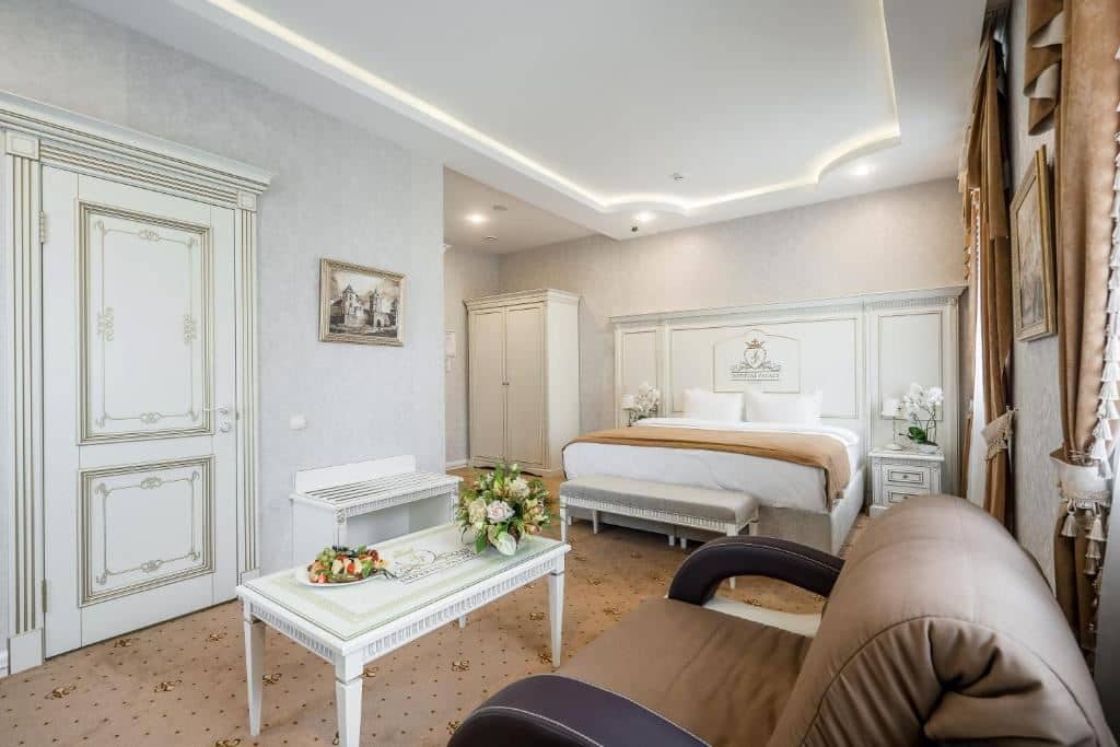 rooms-family-room