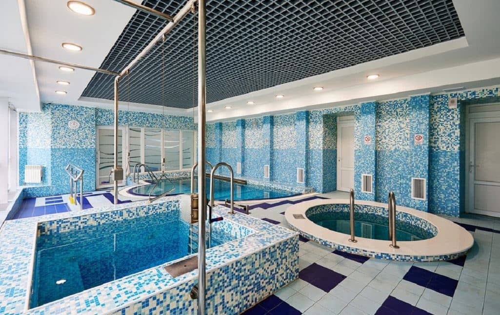 pools-indoor-pool