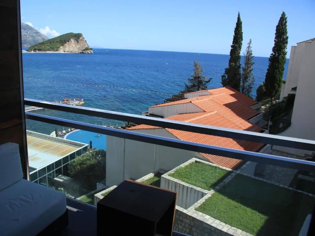 rooms-double-room-side-sea-view