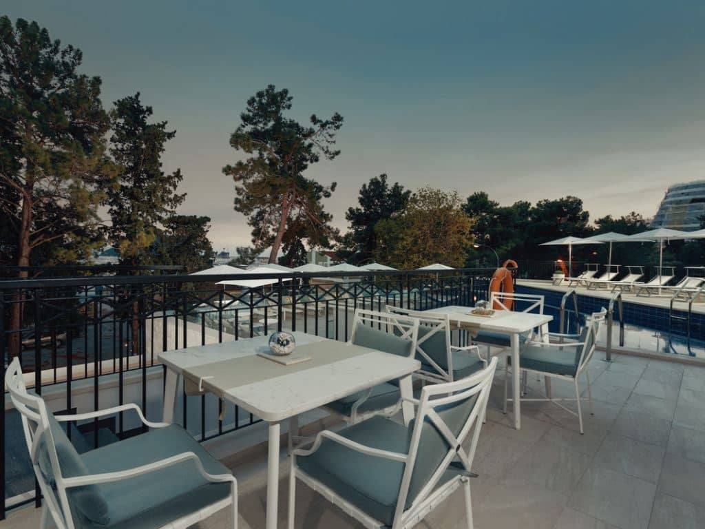 bars-pool-bar