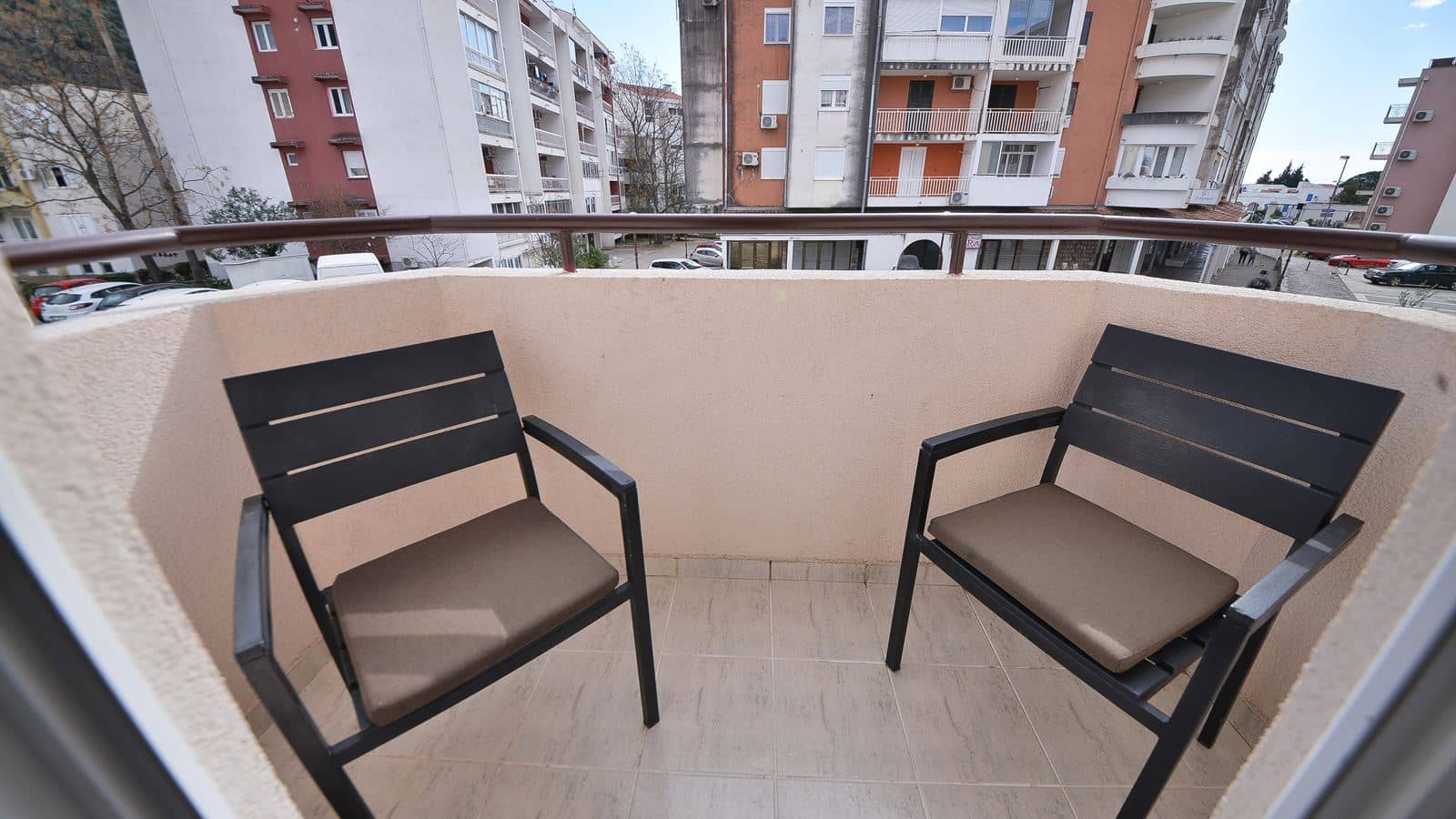 rooms-triple-room