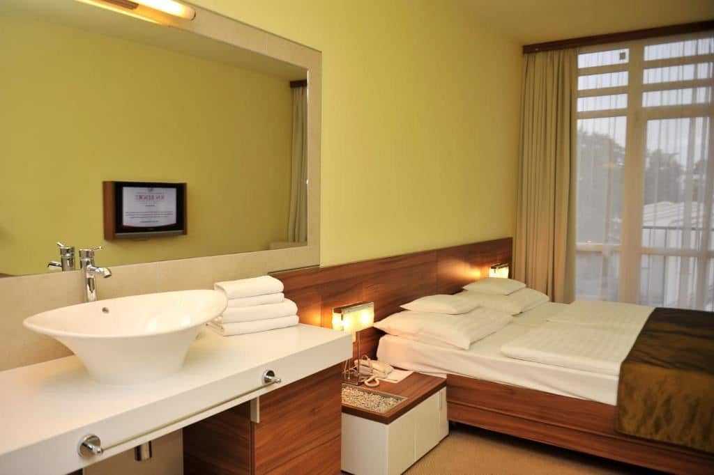 rooms-classic-double-room