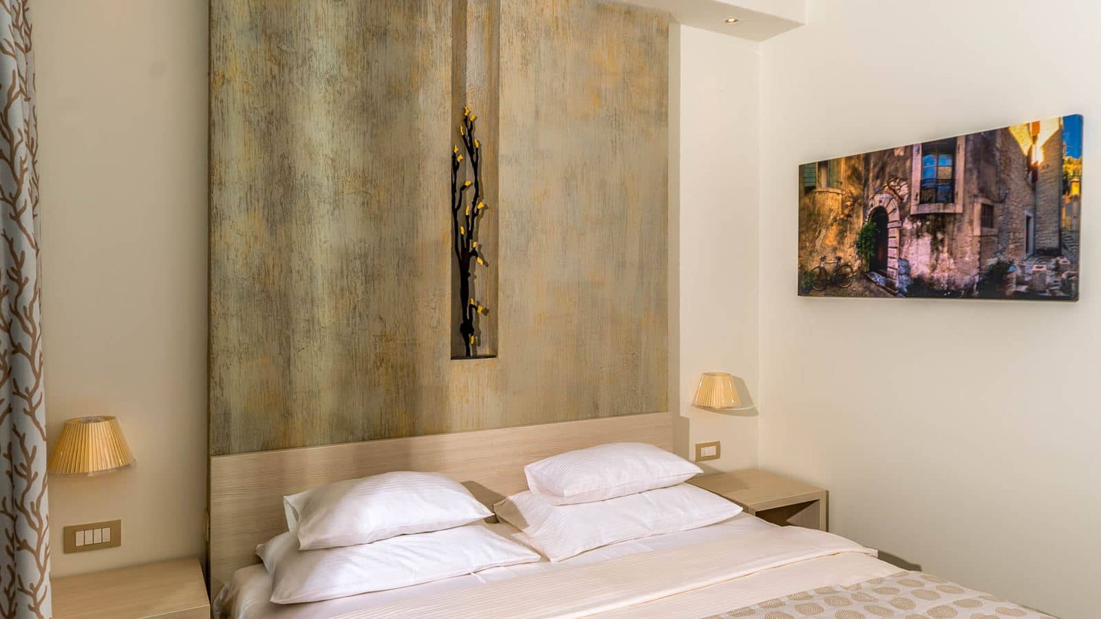 rooms-single-room