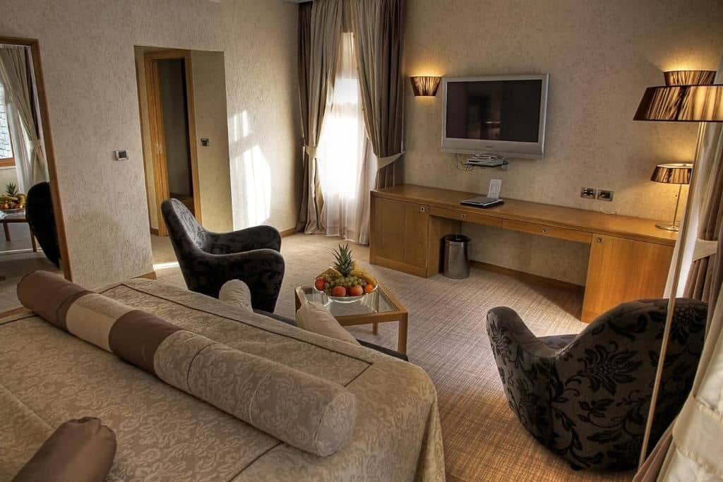 rooms-junior-suite