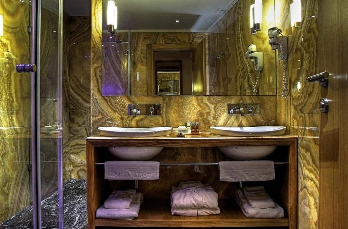 rooms-junior-suite