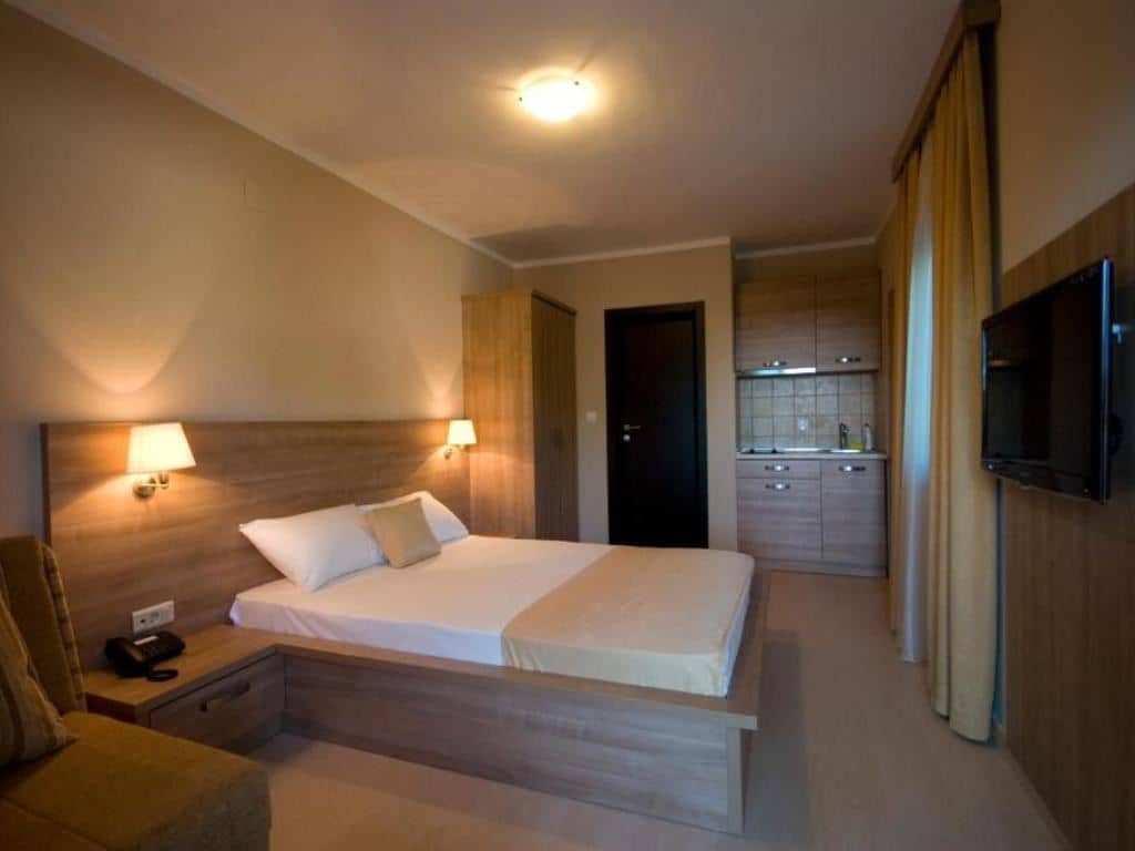 rooms-studio-03