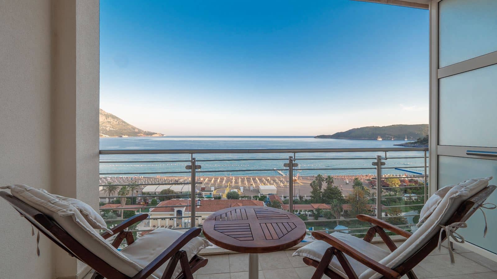 rooms-superior-room-premium-sea-view