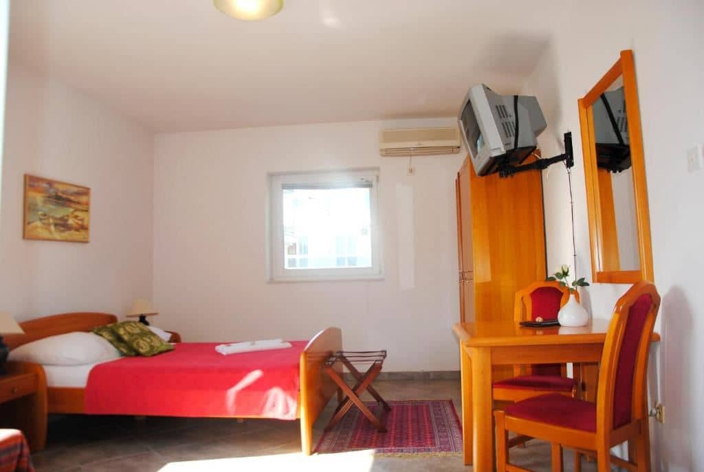 rooms-studio-4-pax