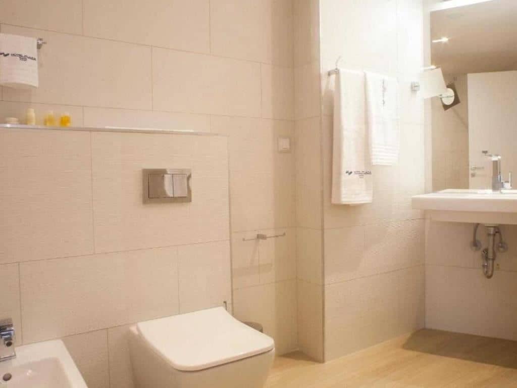 rooms-superior-room
