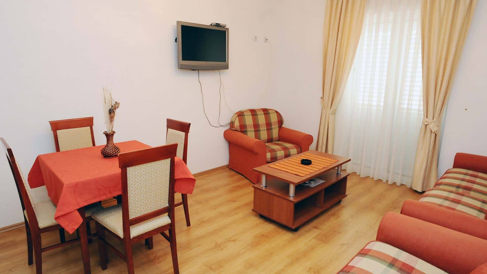 rooms-apartment-3+2