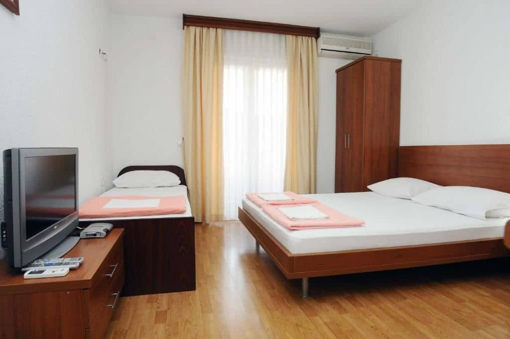 rooms-studio-03