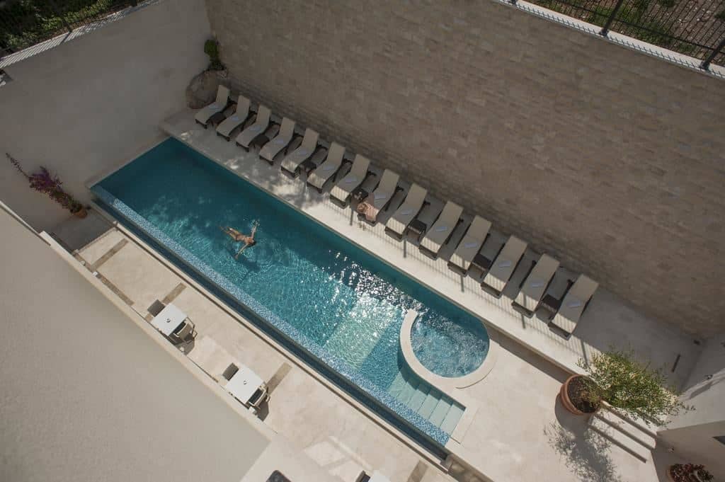 pools-outdoor-pool