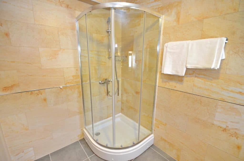rooms-luxury-apartment-4-pax