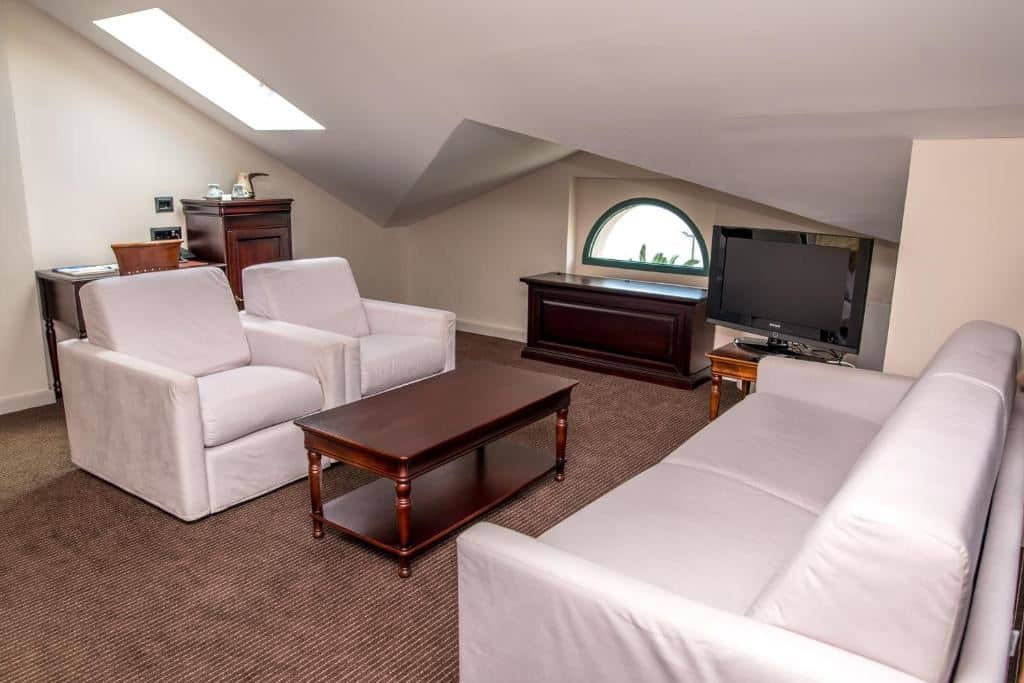rooms-junior-suite