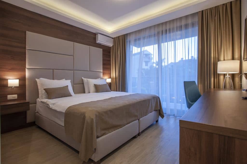 rooms-standard-double-room