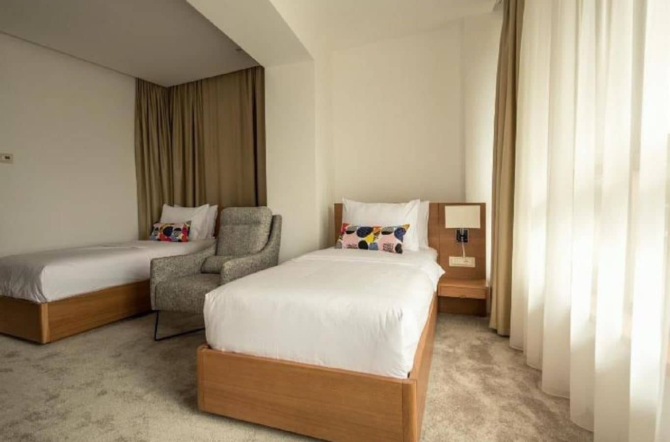 rooms-family-suite-garden-view