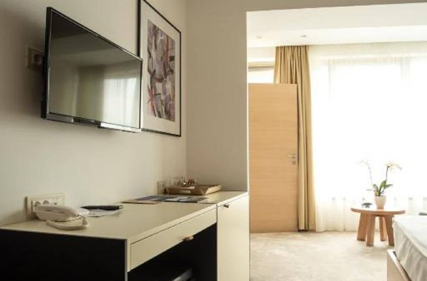 rooms-family-suite-garden-view