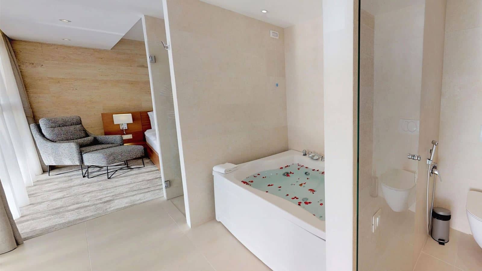 rooms-duplex-suite-sea-view-room