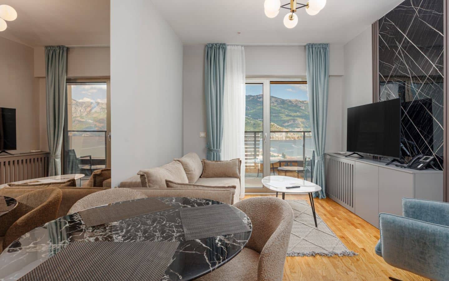 rooms-sea-view-skyline-onebedroom-apartment-with-terrace