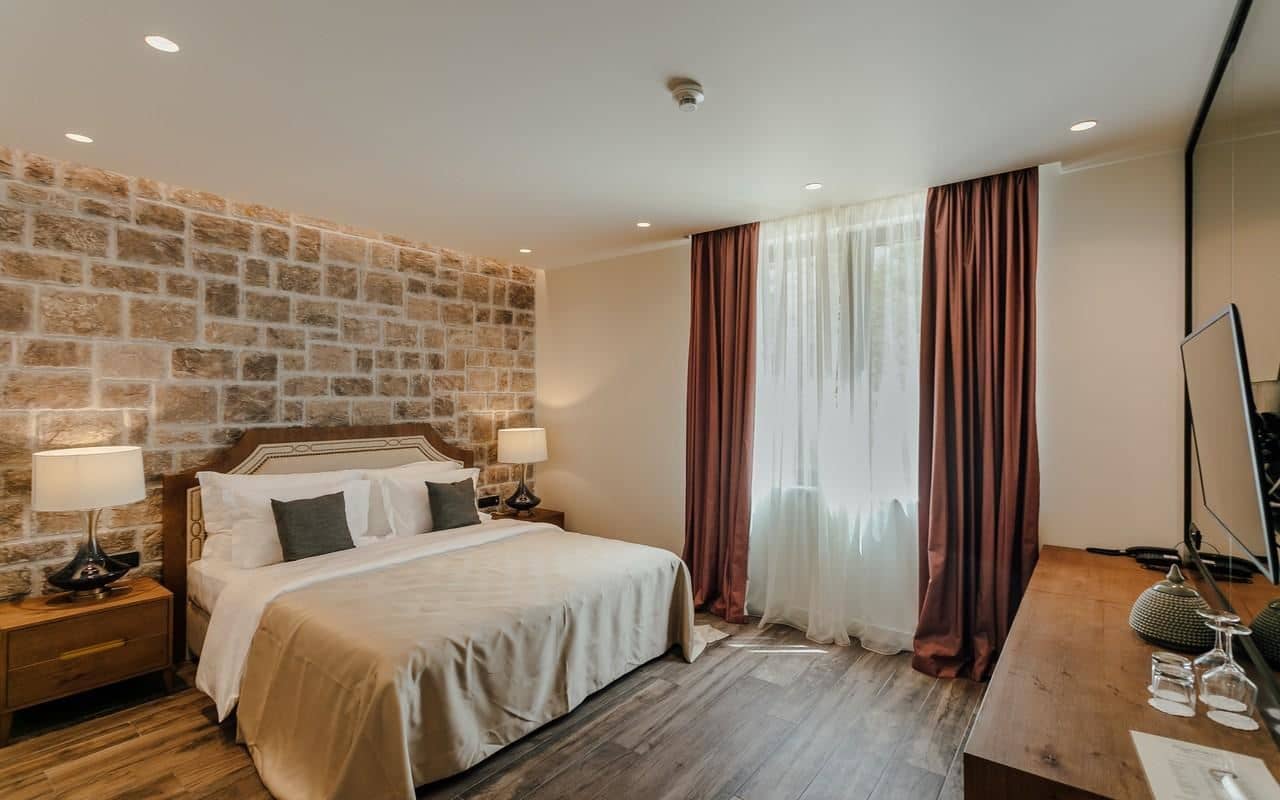 rooms-deluxe-suite-sea-view