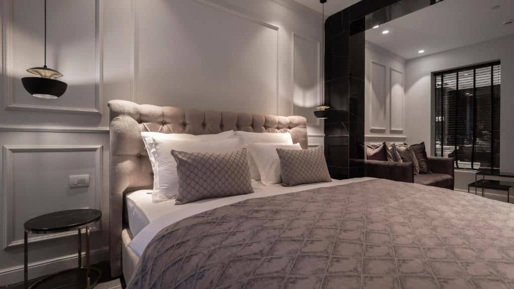 rooms-deluxe-room