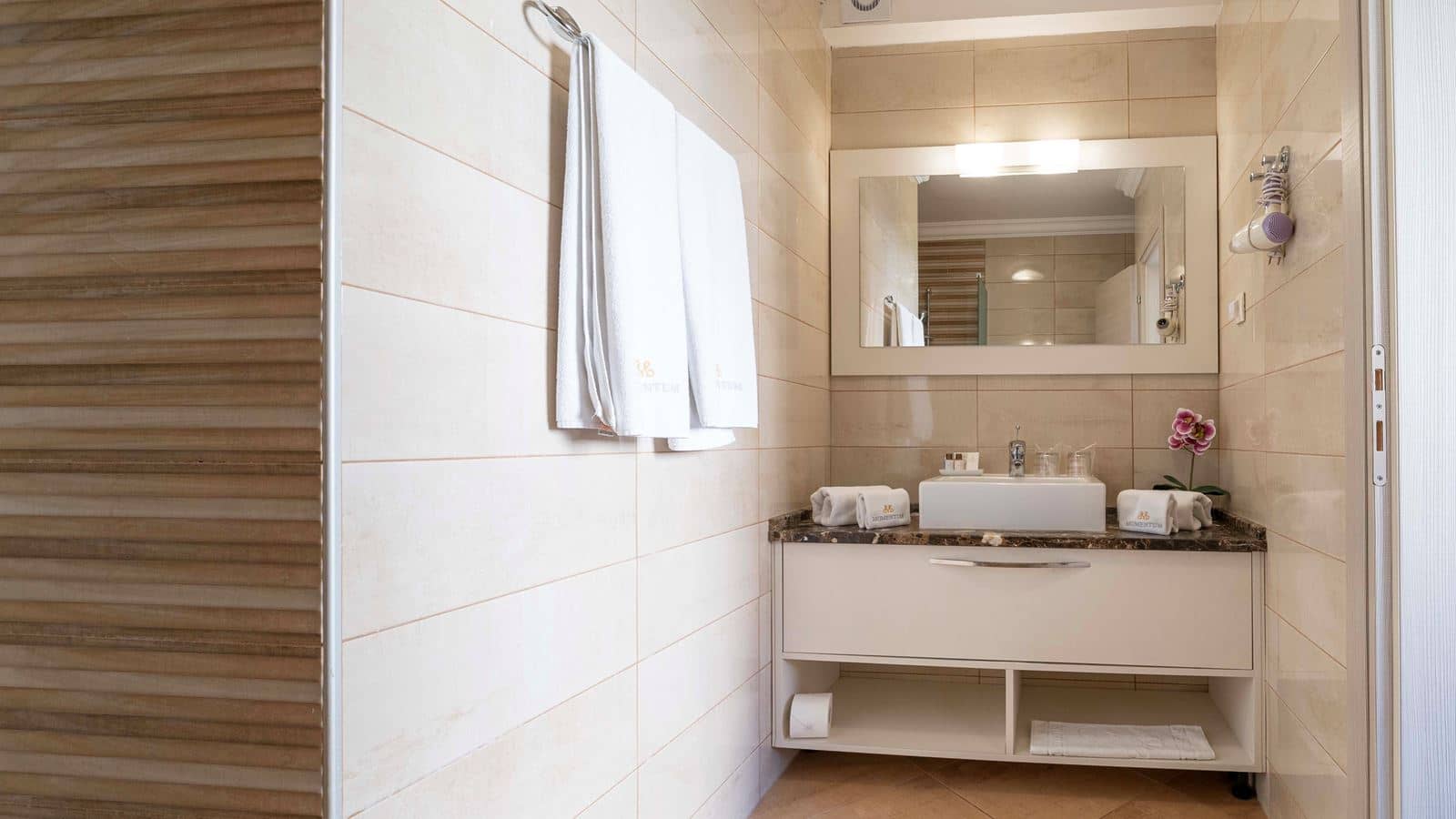 rooms-standard-double-room-with-extra-bed-annex-building