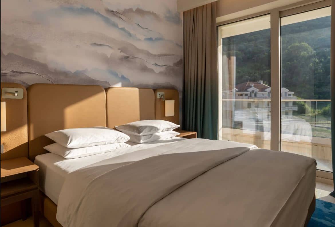 rooms-3-bedroom-apartment-sea-view-deluxe