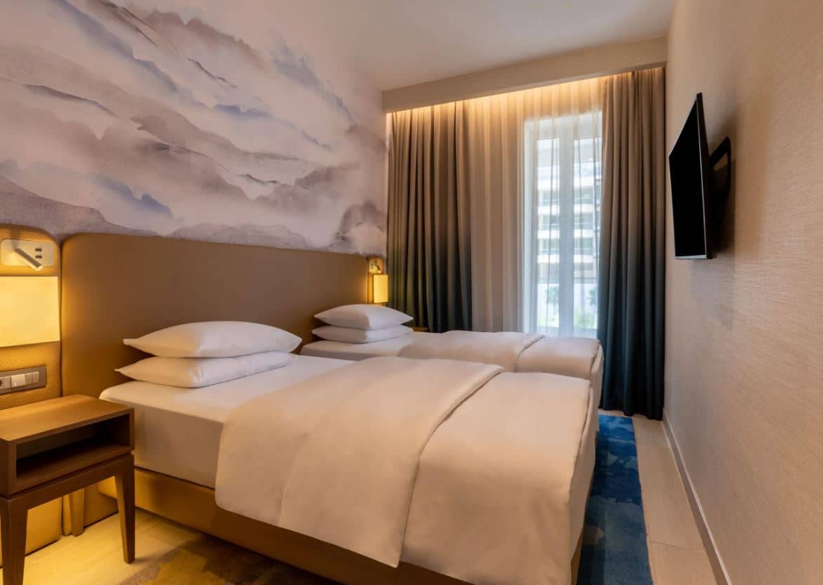 rooms-3-bedroom-apartment-sea-view-deluxe