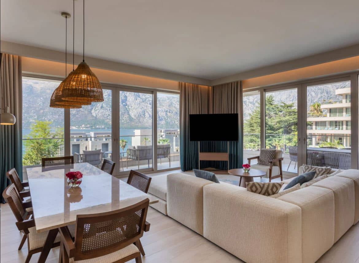 rooms-3-bedroom-apartment-sea-view-deluxe