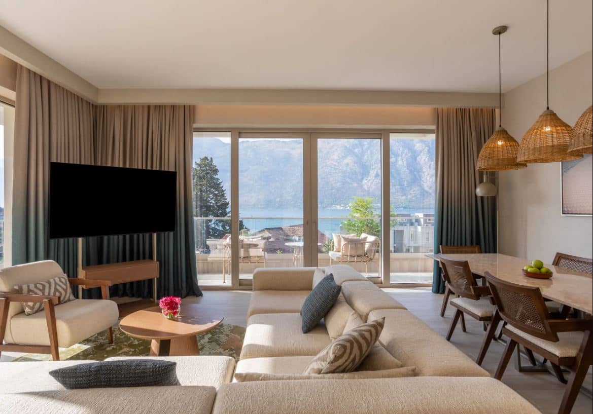 rooms-3-bedroom-apartment-sea-view-deluxe