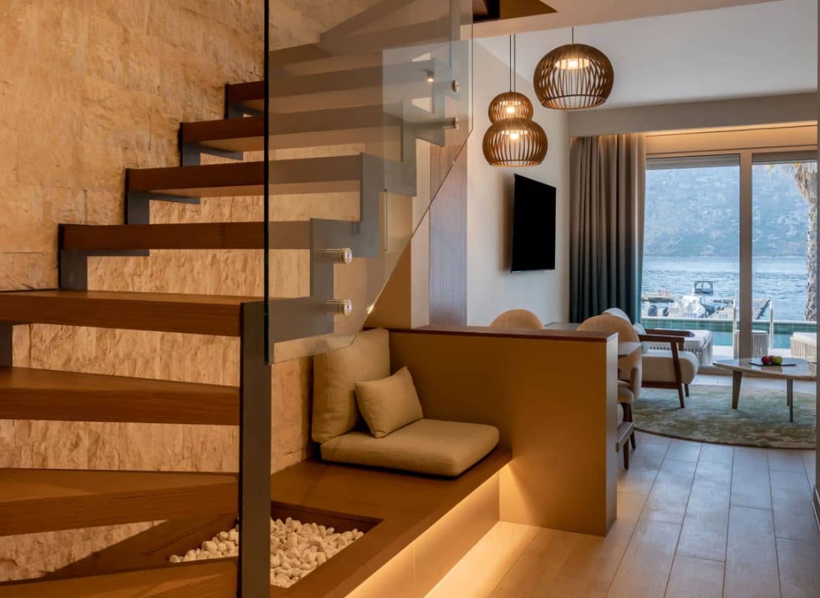 rooms-4-bedroom-apartment-with-hot-tub-premium