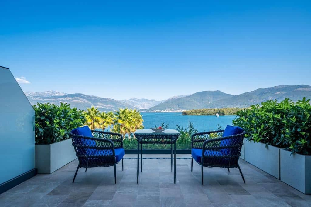 rooms-covet-room-sea-view