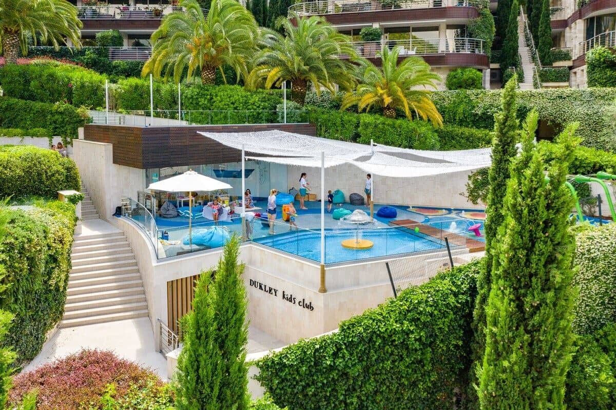 pools-outdoor-childrens-pool