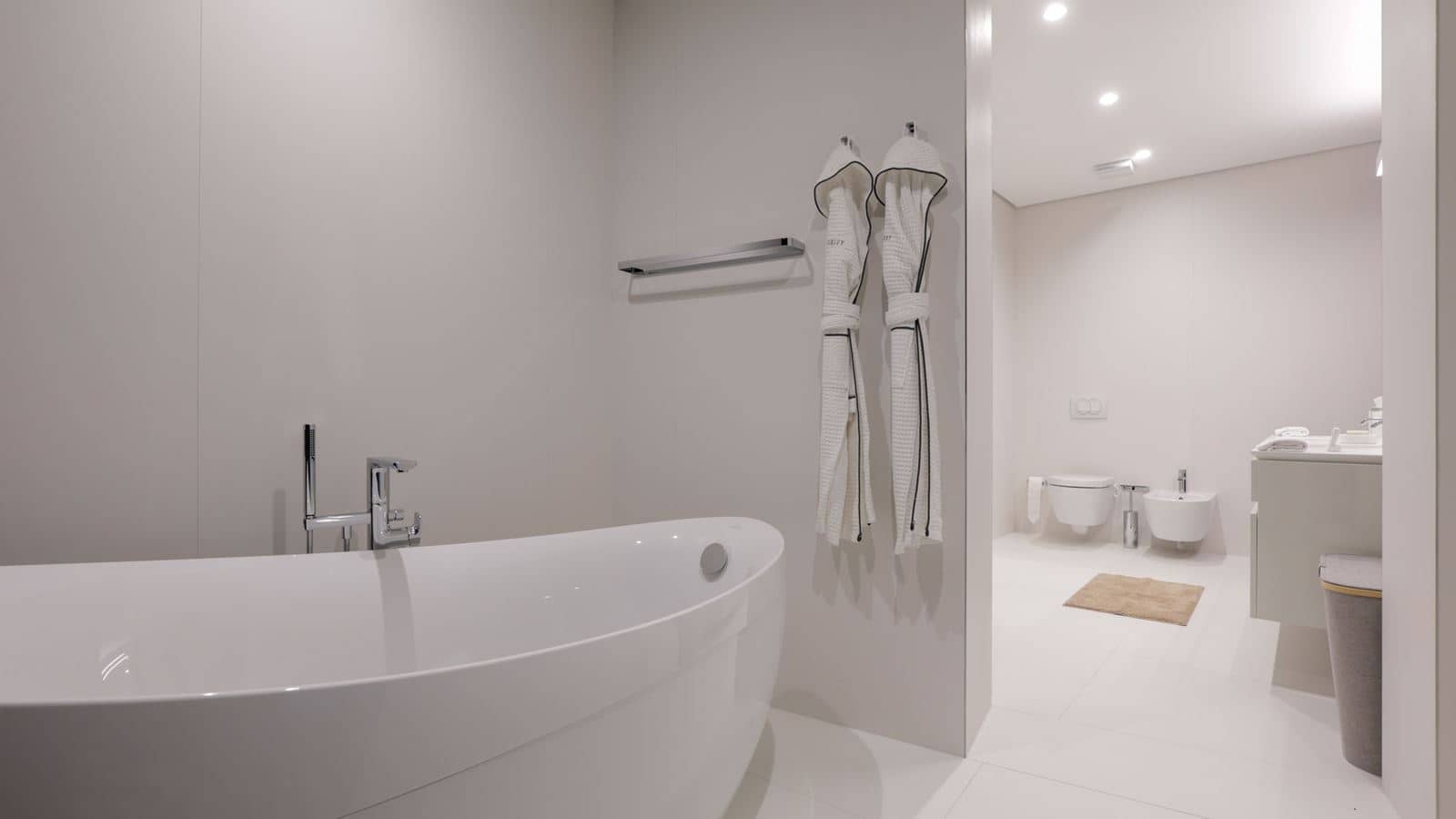 rooms-three-bedrooms-residence-garden-line