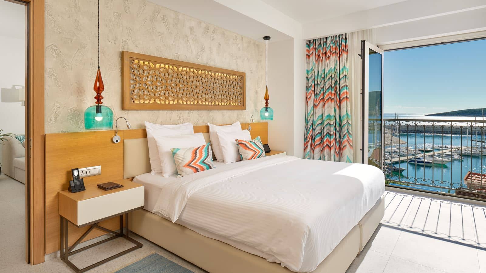 rooms-deluxe-suite-single-use