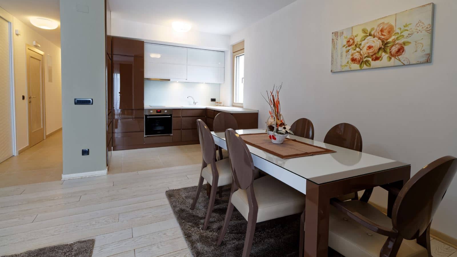 rooms-apartment-two-bedrooms-with-terrace