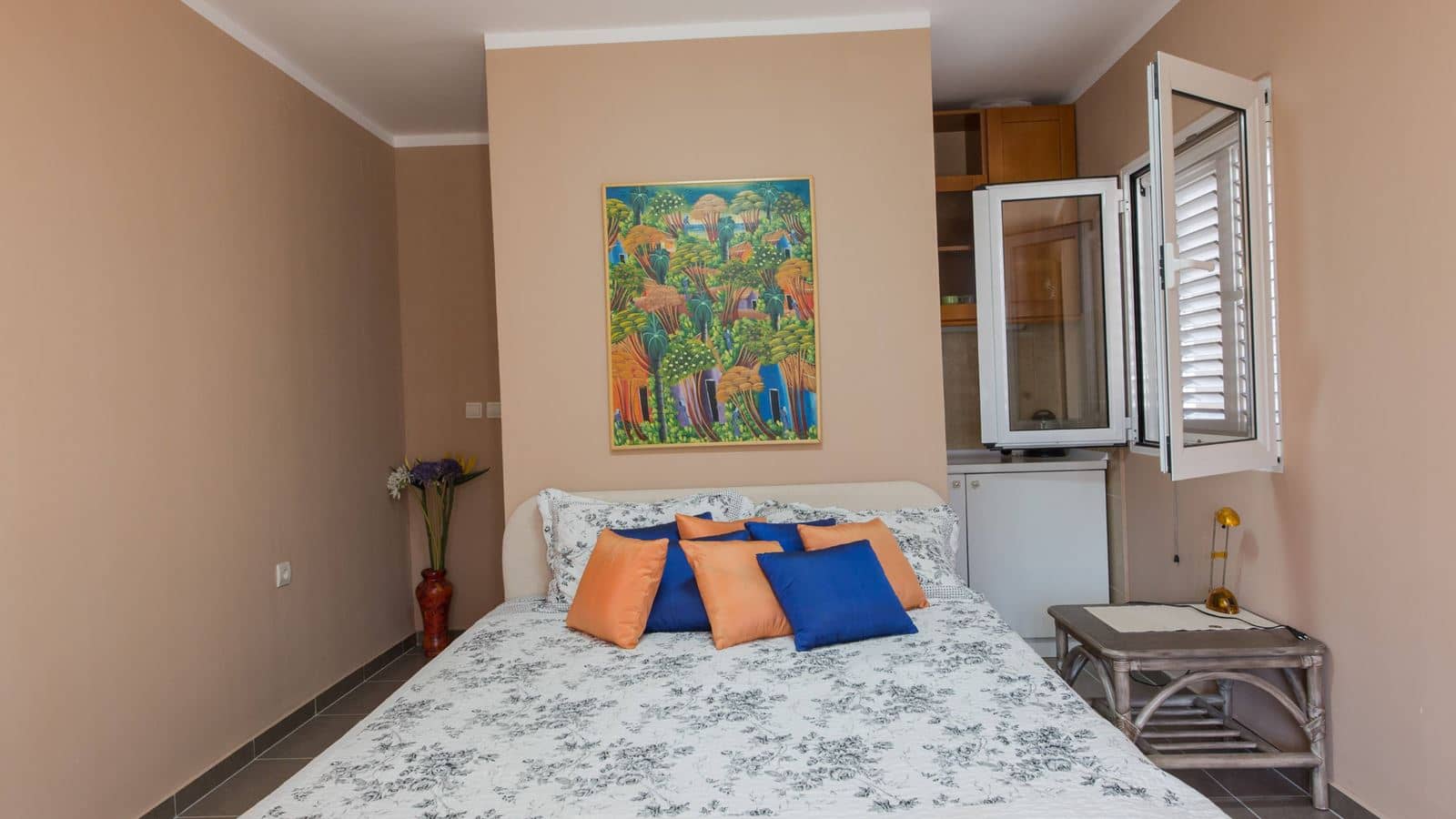 rooms-studio-capacity-2