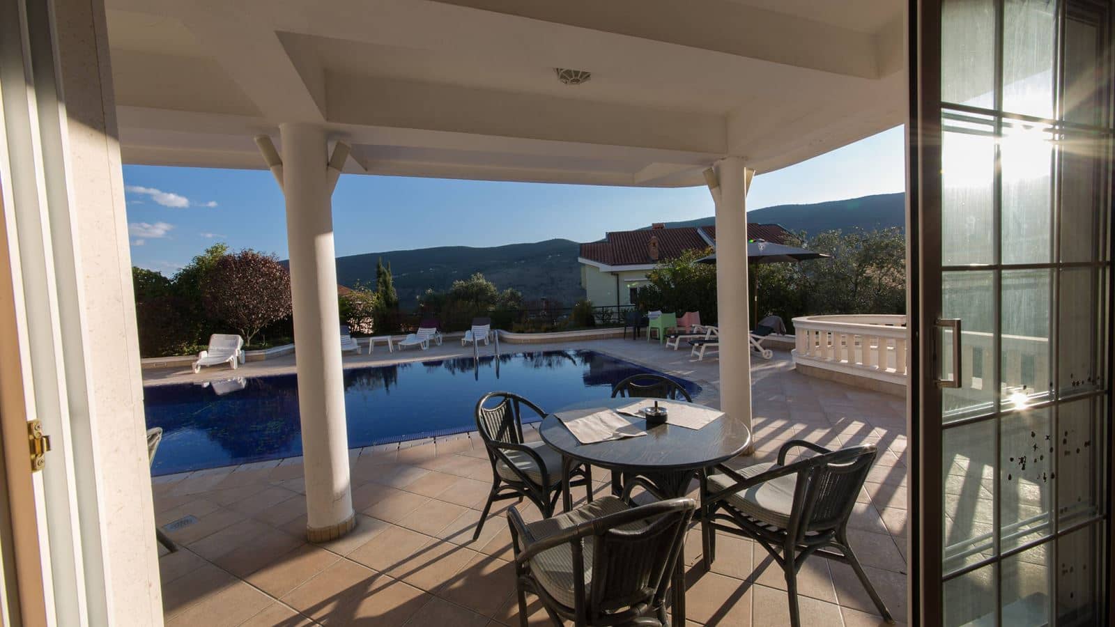 rooms-villa-three-bedrooms